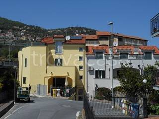 Appartamento in vendita a Pietra Ligure via Moilastrini