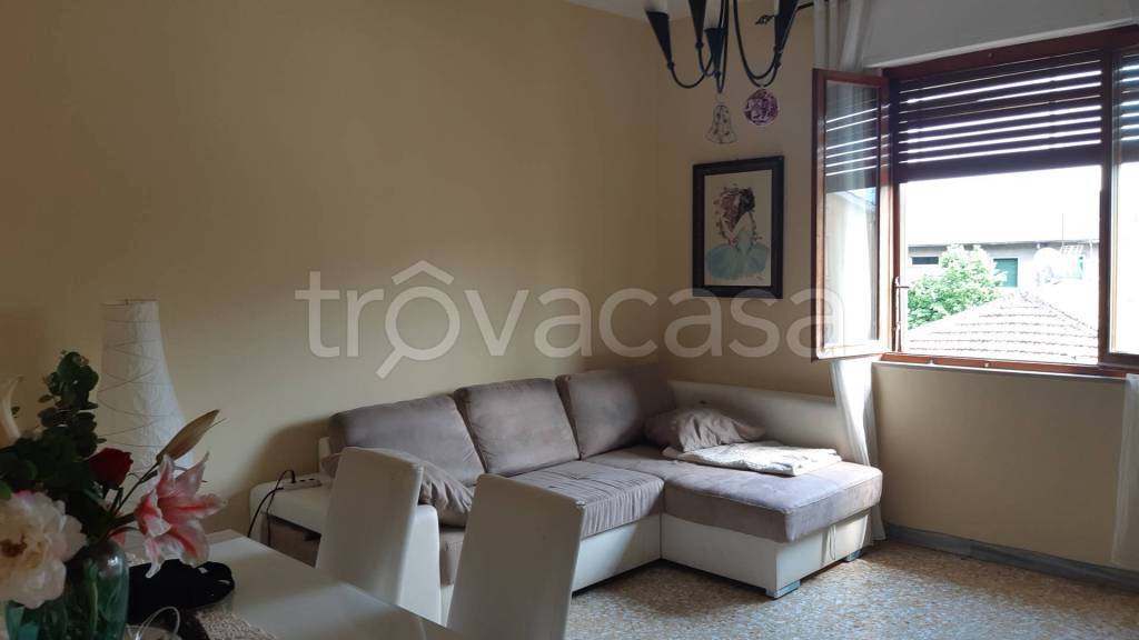 Appartamento in vendita ad Ascoli Piceno via Arno