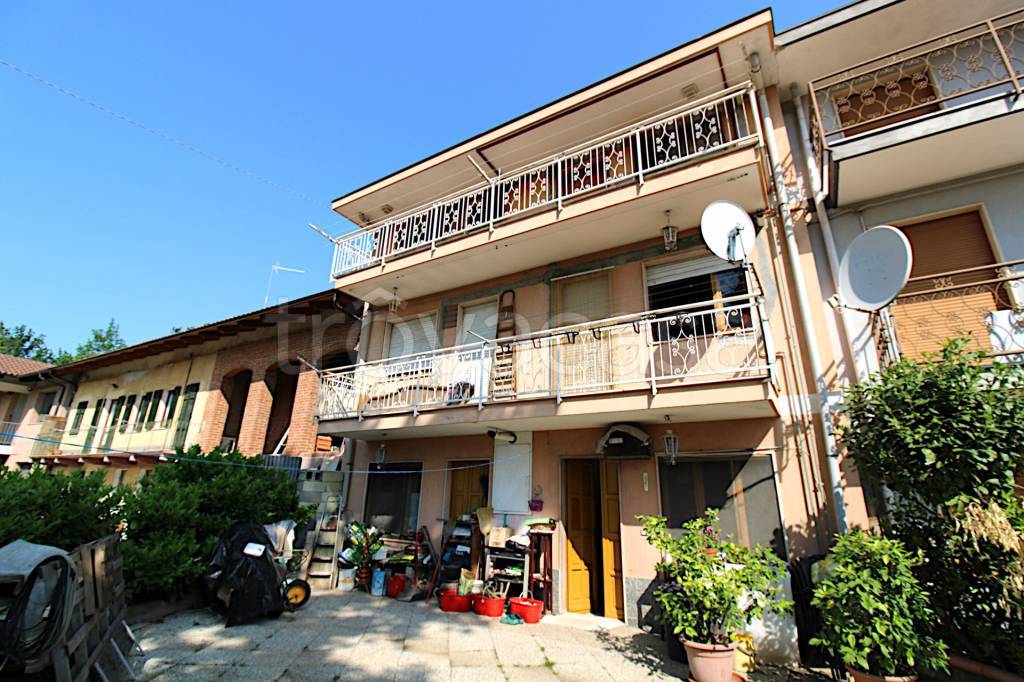 Appartamento in vendita a Santo Stefano Roero frazione San Lorenzo, 10