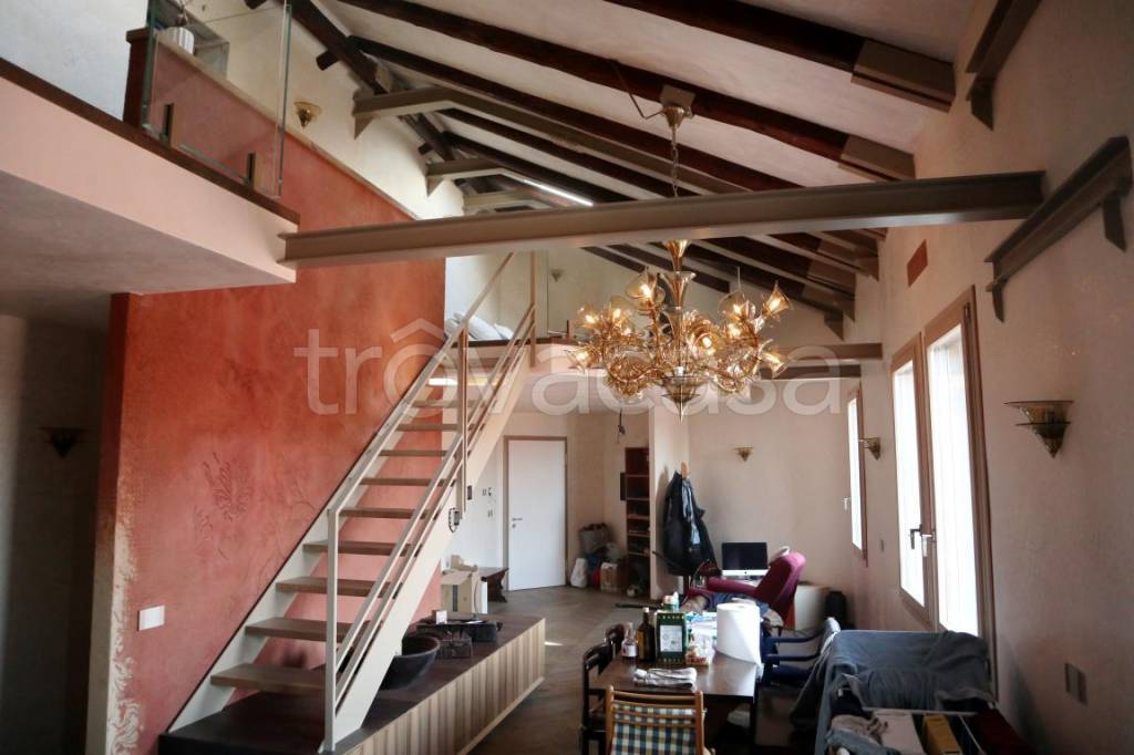 Appartamento in vendita a Venezia campiello de le Case Nove, 1