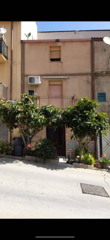 Casa Indipendente in in vendita da privato a Sciara via Roma, 28