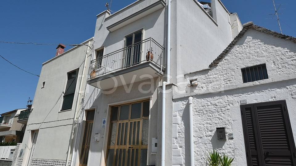Casa Indipendente in vendita ad Alberobello via Olmo, 19
