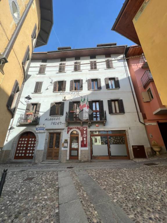 Casa Indipendente in vendita a Edolo via Cesare Battisti