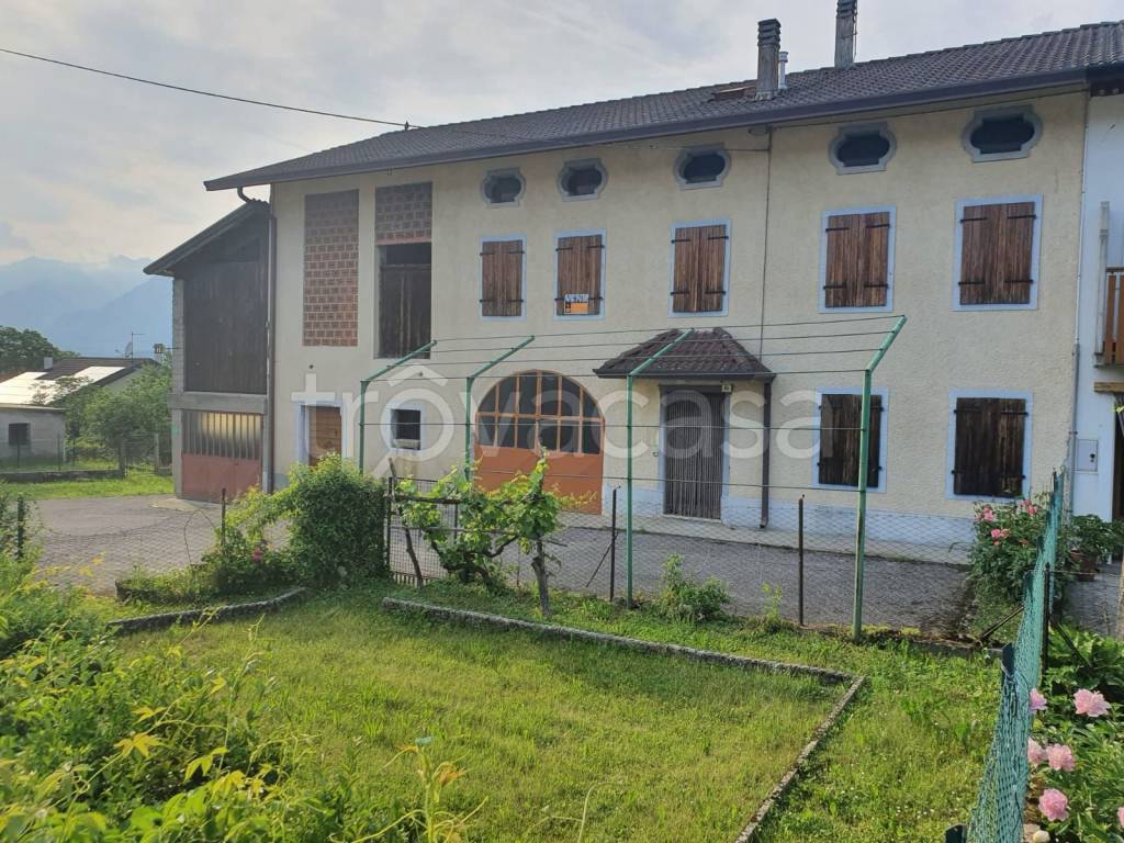 Casa Indipendente in in vendita da privato a Borgo Valbelluna via Corte, 24