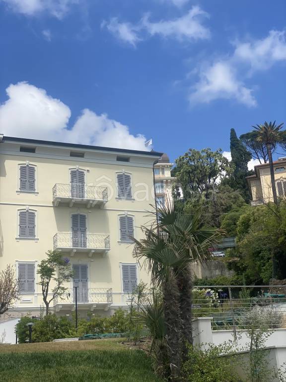 Appartamento in vendita a Zoagli via Aurelia