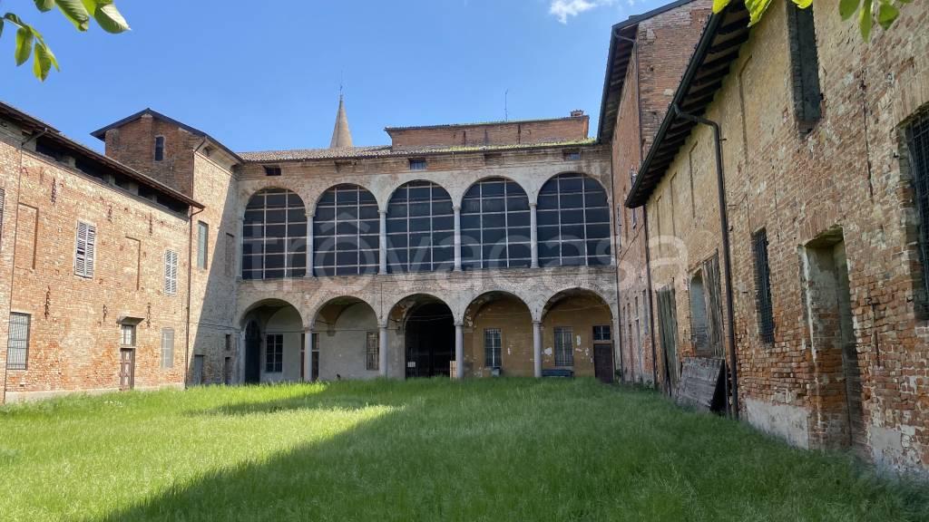 Casa Indipendente in vendita a Borgonovo Val Tidone via Tedeschi