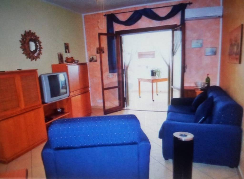 Appartamento in in vendita da privato a Giardini-Naxos via Sileno, 4
