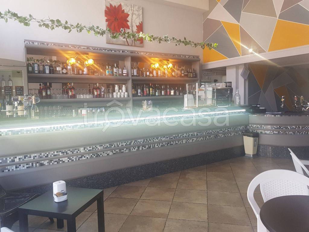 Bar in in vendita da privato a Cossato via Giacomo Matteotti, 21