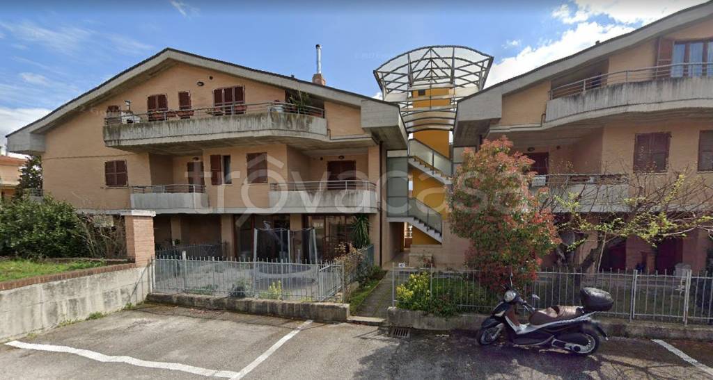 Appartamento in in vendita da privato a Tolentino via Marco Biagi, 5