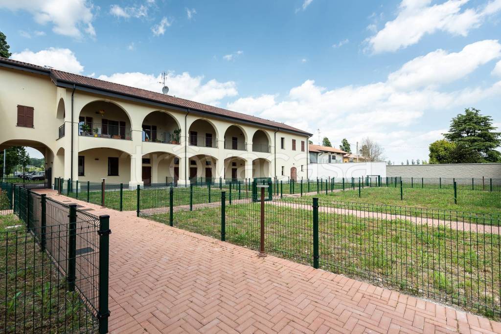 Appartamento in vendita a Rodano via Giuseppe Garibaldi