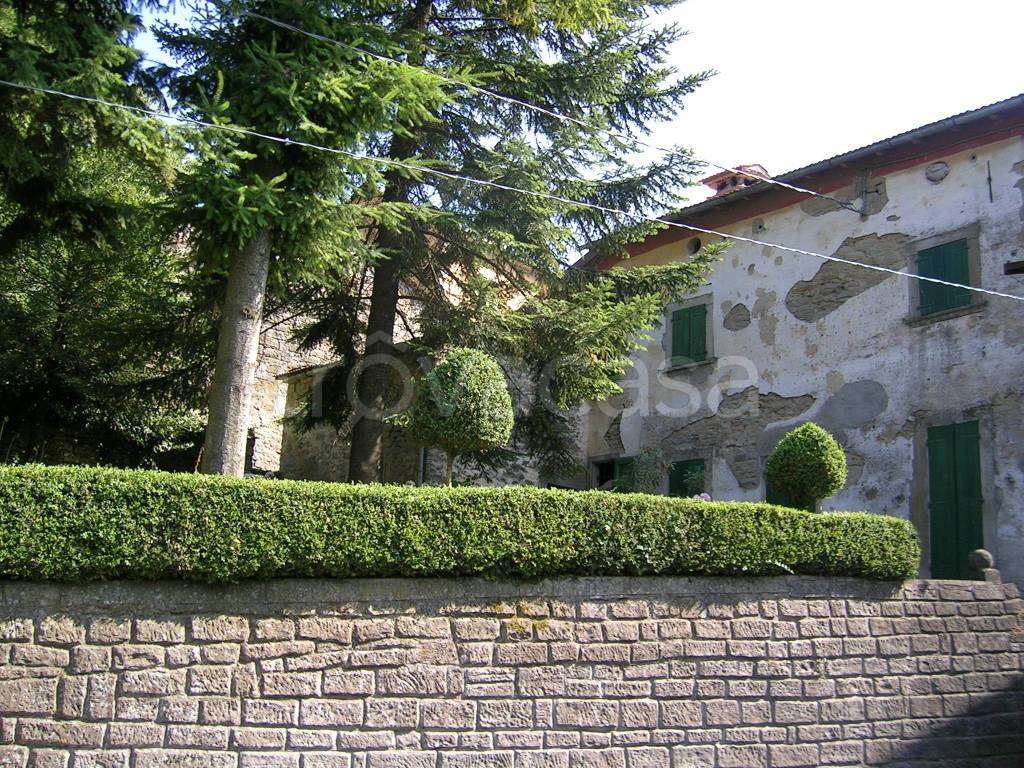 Villa in vendita a Firenzuola via Frena