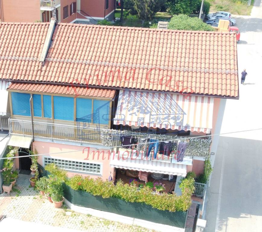 Villa in vendita a Castagnole delle Lanze via Abletti