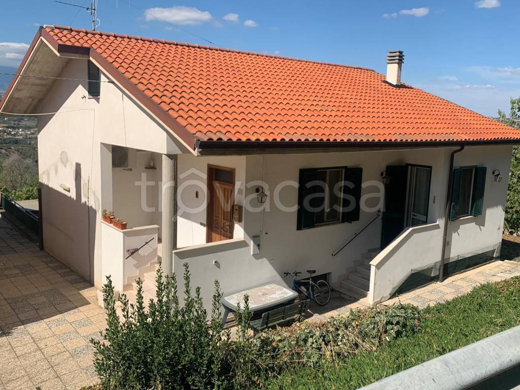 Casa Indipendente in in vendita da privato a Moscufo via Aldo Moro, 56
