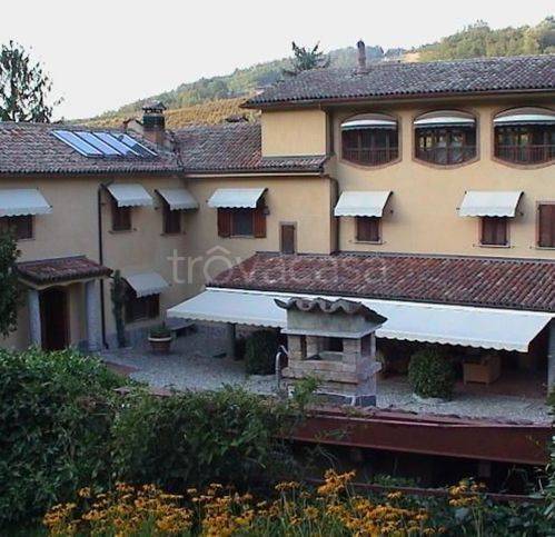 Rustico in vendita a Brignano-Frascata