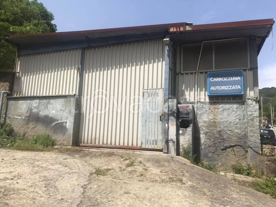 Capannone Industriale in in vendita da privato a Messina località Badiazza, 95