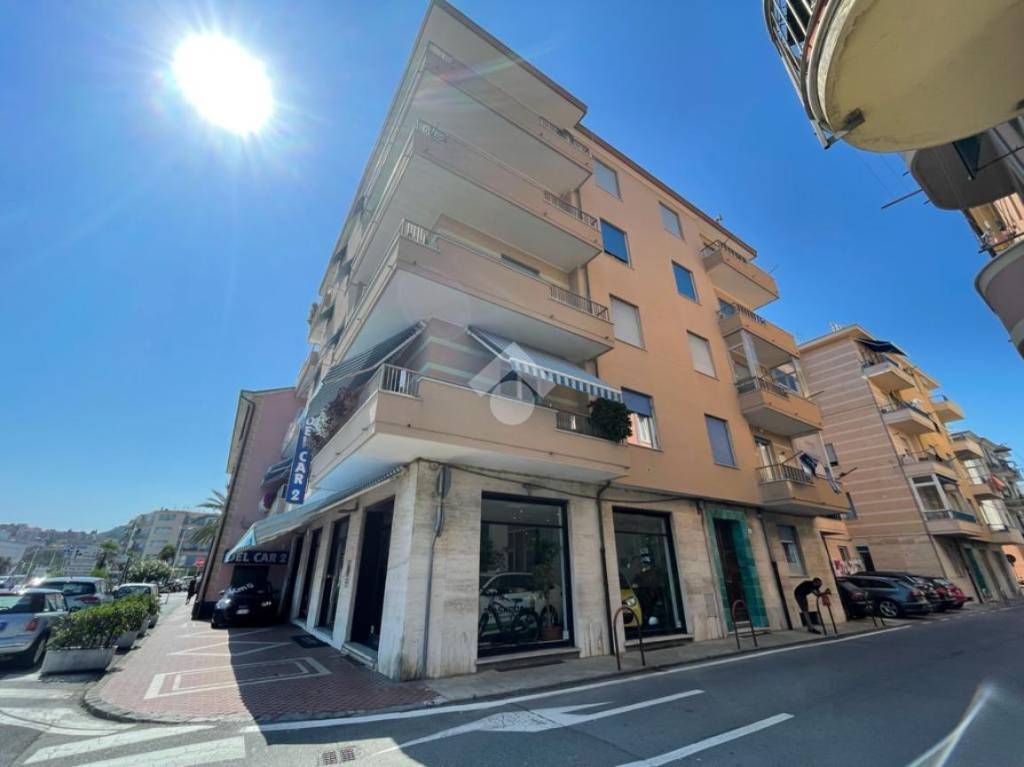 Appartamento in vendita ad Albissola Marina via verdi, 5