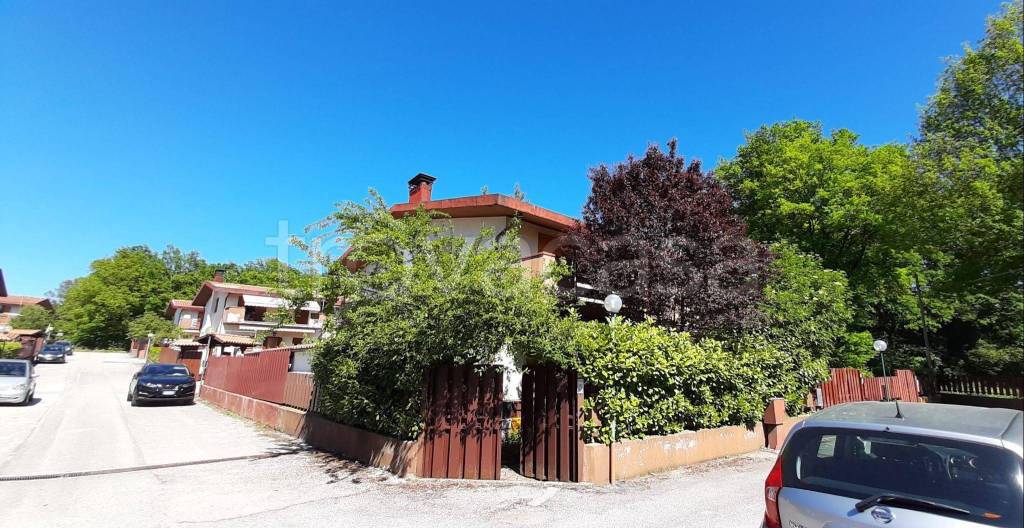 Villa a Schiera in in vendita da privato a Tagliacozzo centro Colleverde, 6b