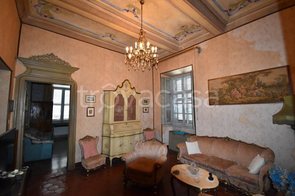 Casale in vendita a Montegrosso d'Asti