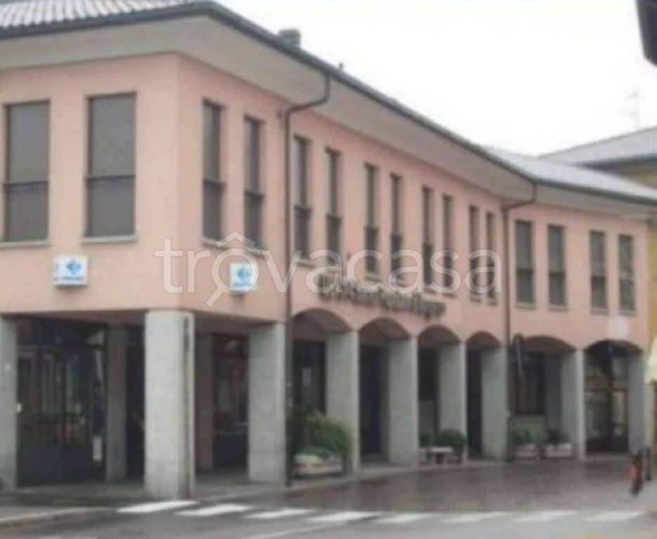 Appartamento in vendita a Fagnano Olona piazza Camillo Benso di Cavour 11