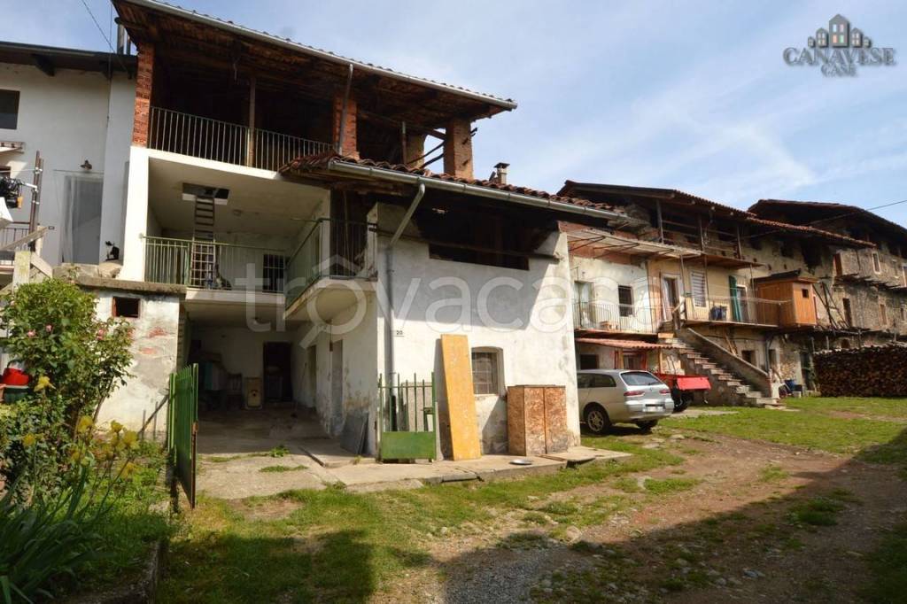 Casa Indipendente in vendita a Quagliuzzo via Zucca, 20