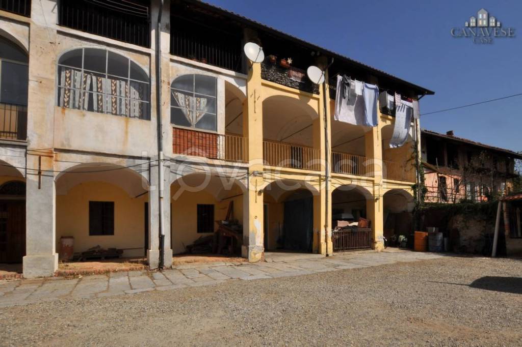 Appartamento in vendita a Castellamonte via delle Scuole, 174