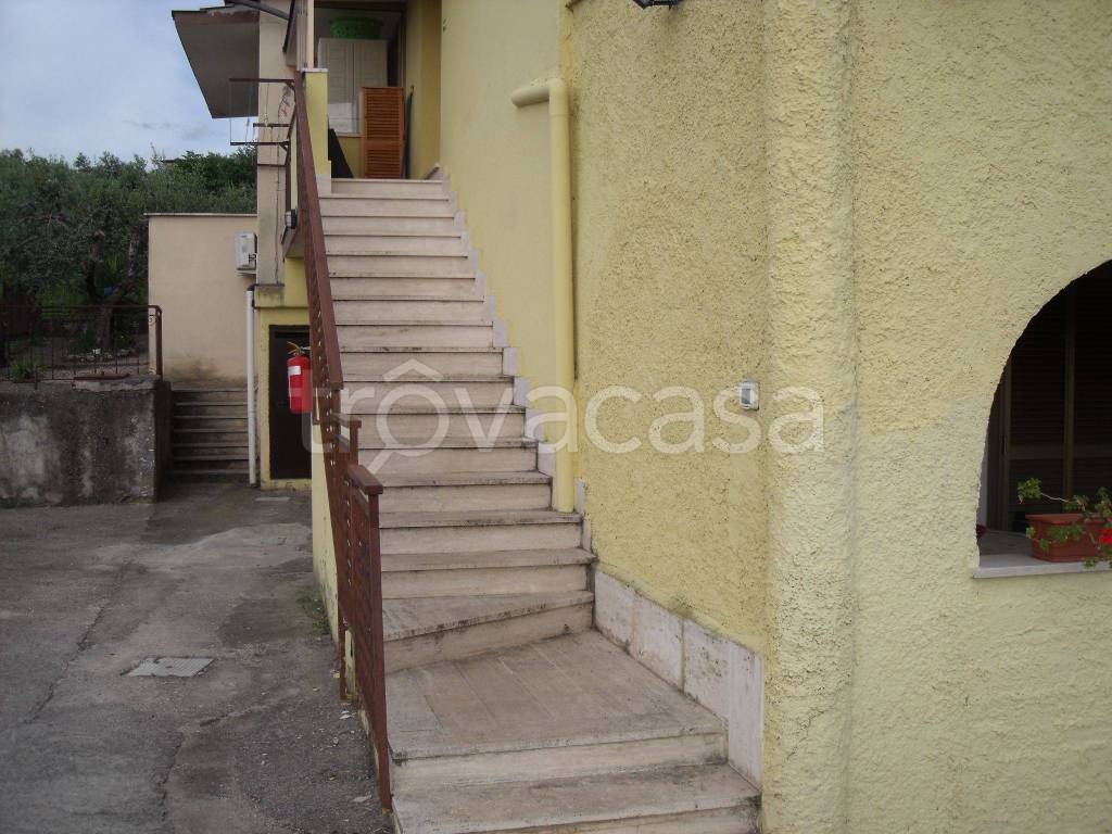 Appartamento in in vendita da privato a Palombara Sabina strada della Salvia