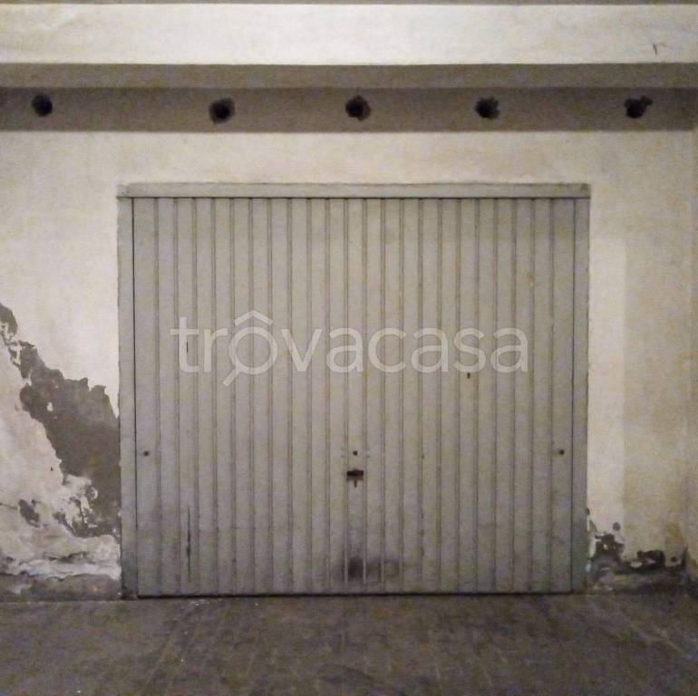 Garage in vendita a Termoli via Asia