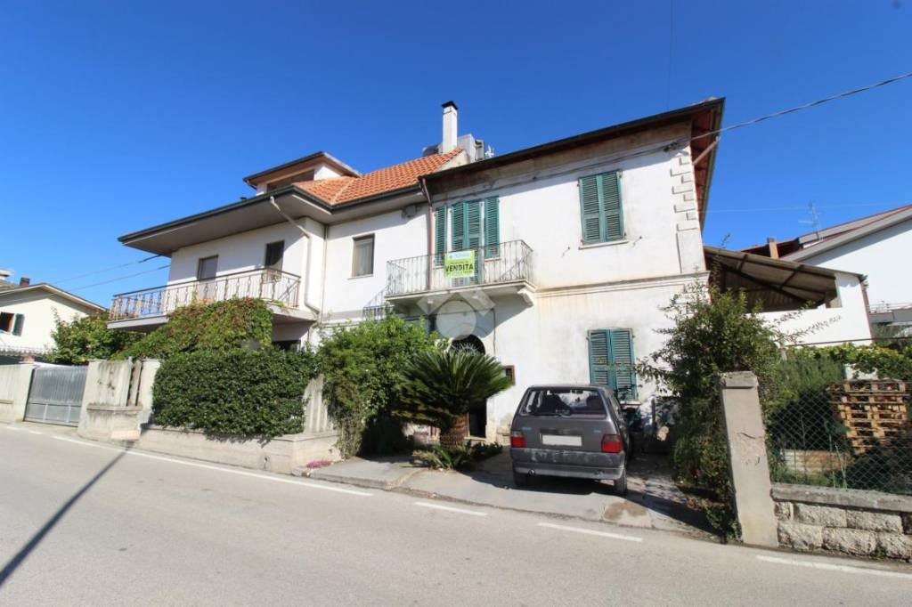 Casa Indipendente in vendita a Spinetoli via n. Ciabattoni, 50