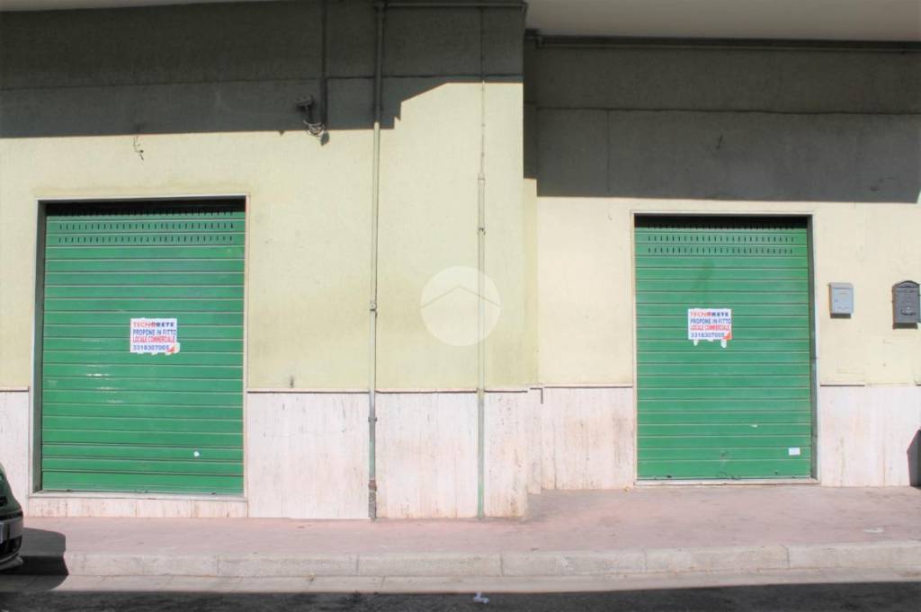 Garage in affitto ad Arzano via Matteotti