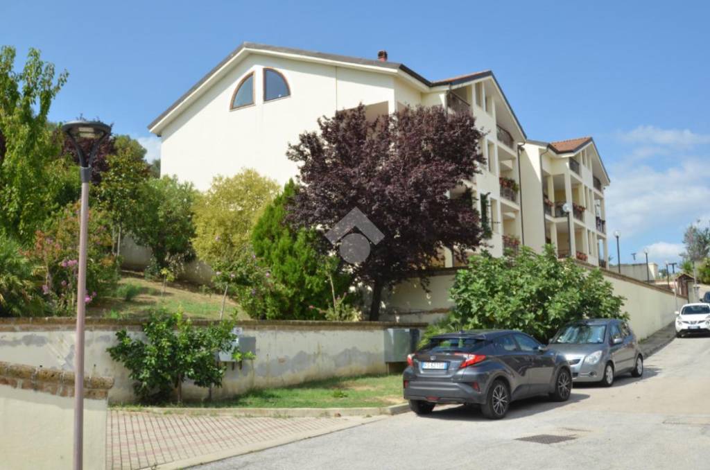 Appartamento in vendita a Montesilvano via Colle Fiorito, 14