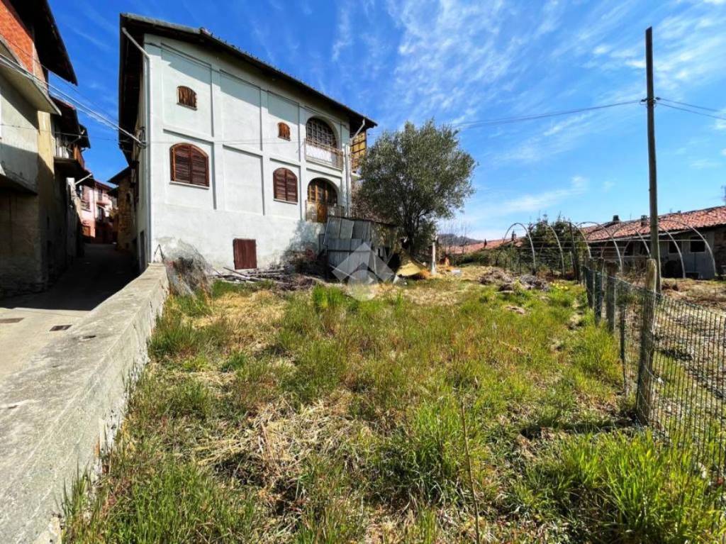 Casa Indipendente in vendita a Castellamonte via Pietro Micheletto, 24