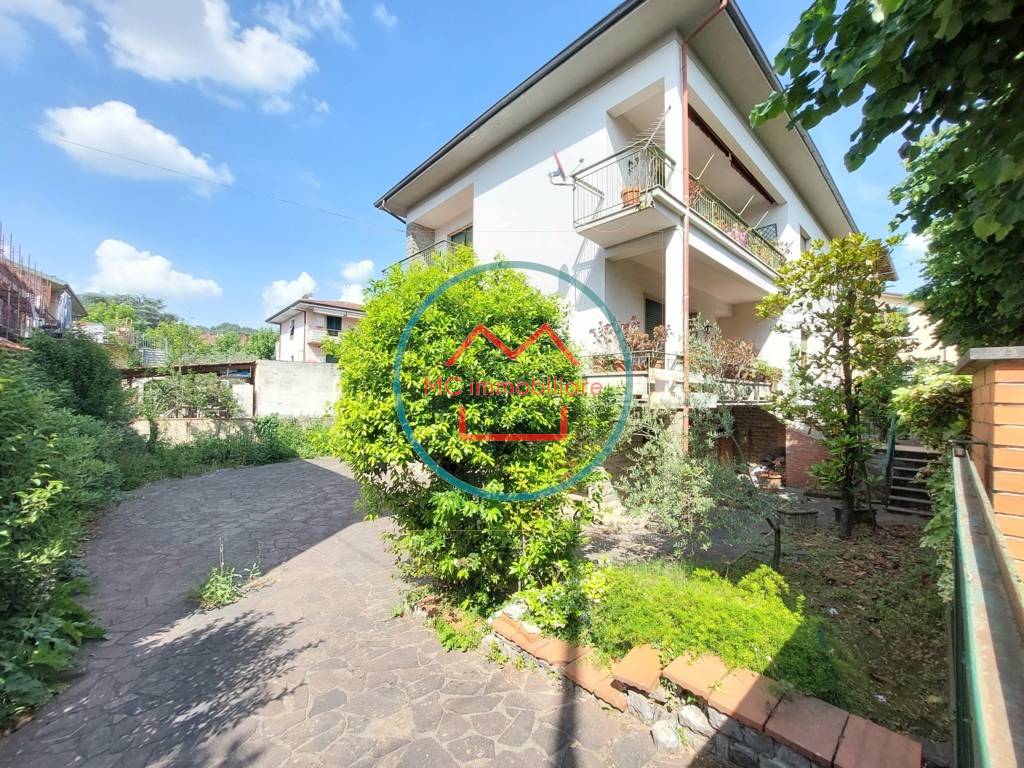 Villa in vendita a Montecatini-Terme via della Vittoria