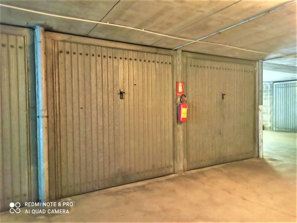 Garage in vendita a Rivoli via Fratelli Macario, 66/8