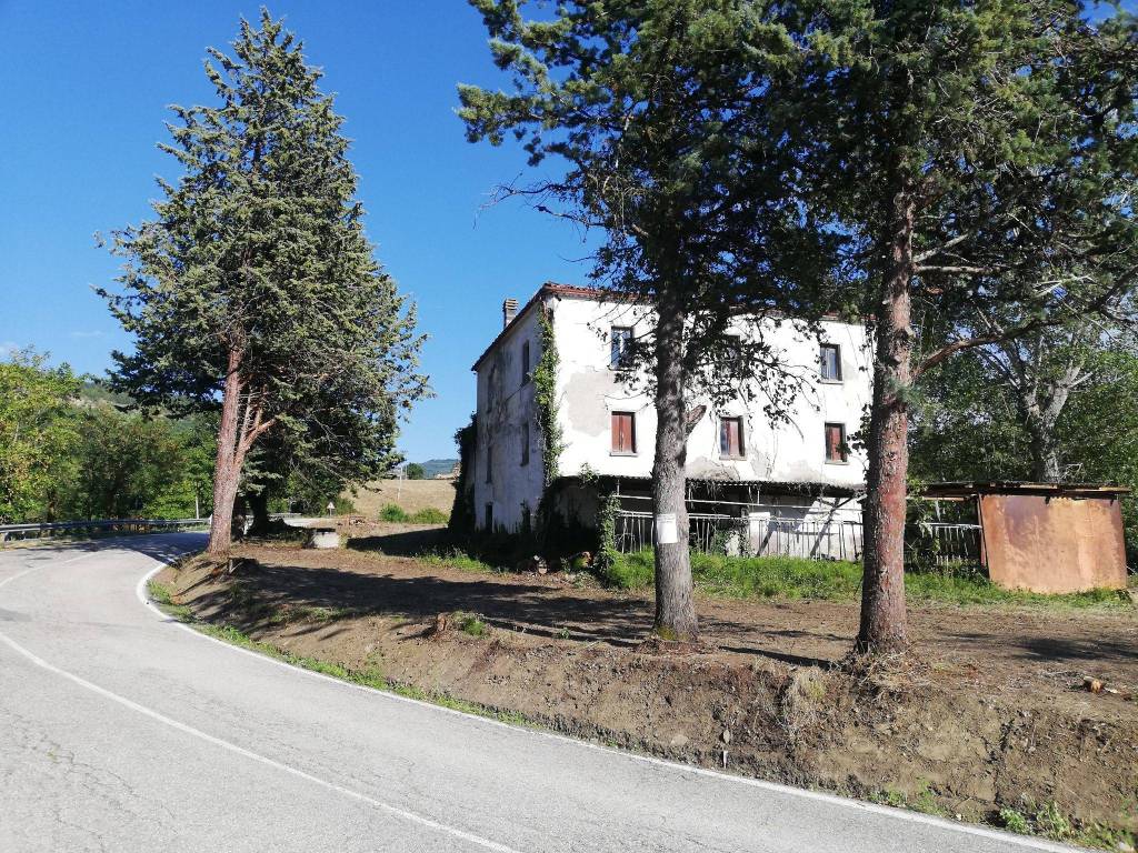 Colonica in in vendita da privato a Sant'Agata Feltria località Bugaccia, 126