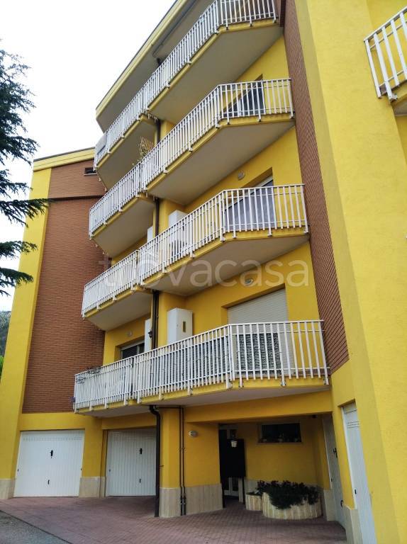 Appartamento in vendita a L'Aquila via Guido Gozzano, 3