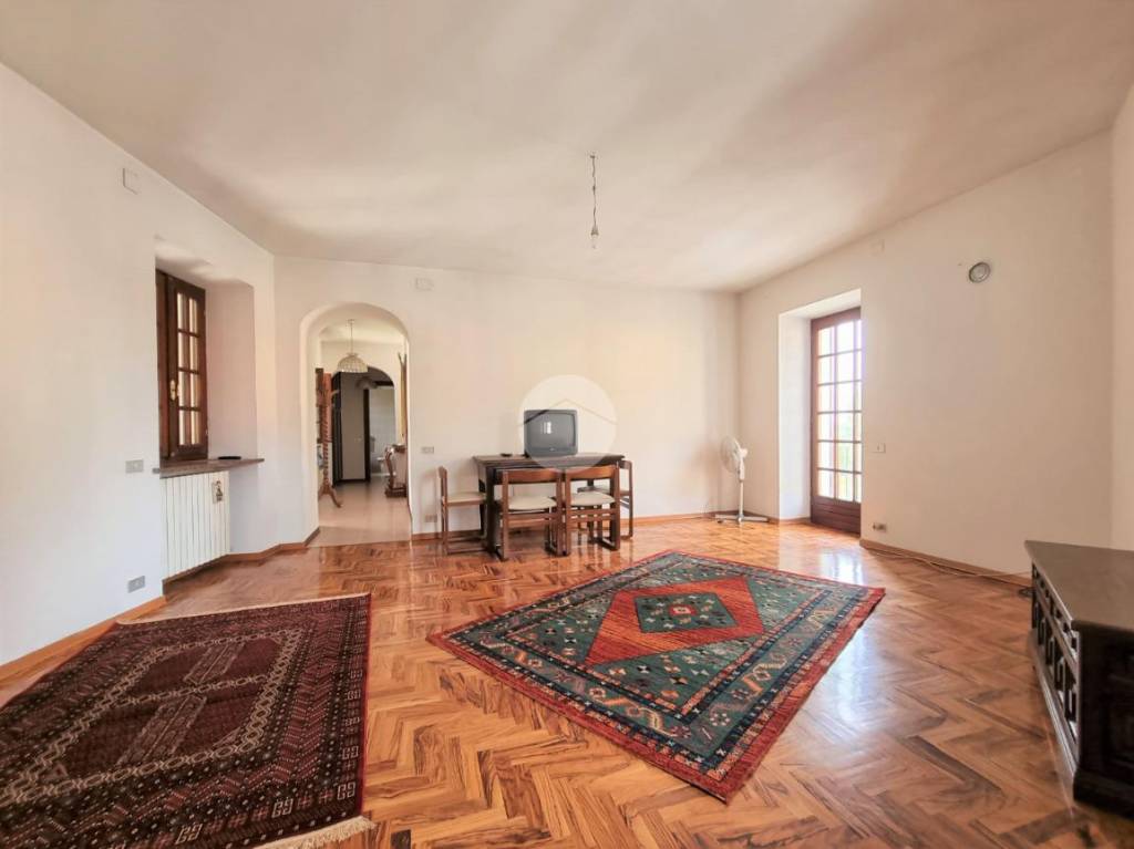 Casa Indipendente in vendita a Mazzè via Perino Luigi, 71