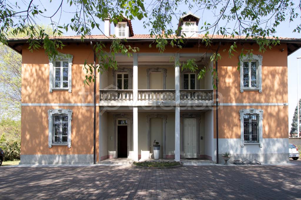 Villa Bifamiliare in vendita a Castano Primo via Gallarate, 5