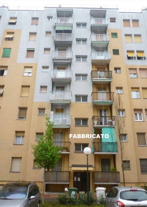 Appartamento all'asta a Milano via Arturo Graf, 12
