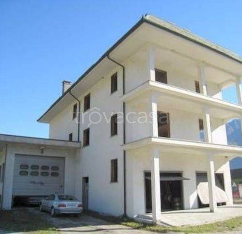Appartamento in vendita a Villadossola via Domodossola 37