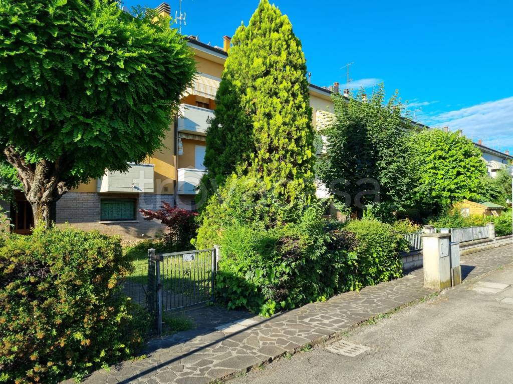 Villa Bifamiliare in vendita a San Giovanni in Persiceto via Carbonara