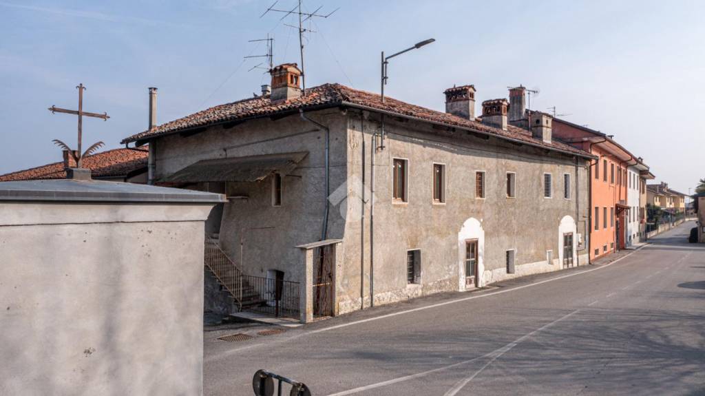 Casa Indipendente in vendita a Costigliole Saluzzo via Ceretto, 23