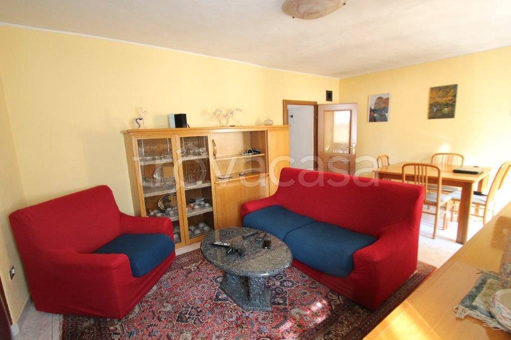 Appartamento in vendita a Chiavenna vicolo del perè