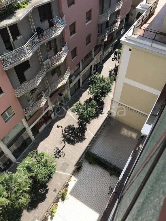 Appartamento in vendita a Pescara via Sulmona, 17