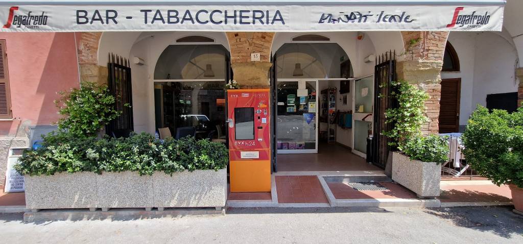 Tabaccheria in vendita a Perugia strada Colle Umberto i-ponte Nese, 2