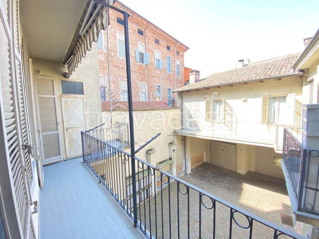 Appartamento in vendita a Casale Monferrato piazza San Stefano, 9
