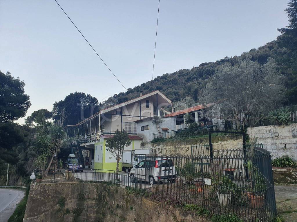 Villa Bifamiliare in in vendita da privato a Monreale via Gioacchino Crisafulli