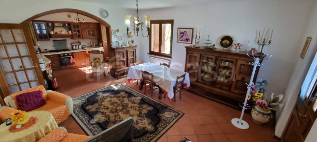 Villa in vendita a Pieve a Nievole via Guglielmo Marconi