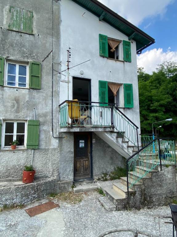 Casa Indipendente in vendita a Torriglia località Acquabuona Superiore, 15