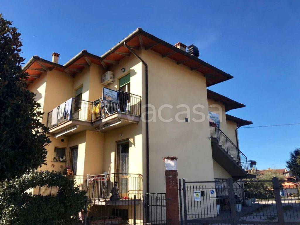 Appartamento in vendita a Castiglione del Lago via Trasimeno, 5