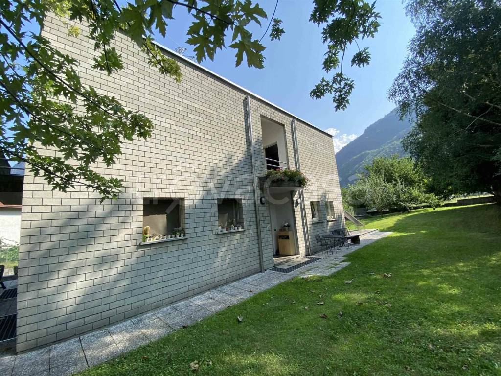 Villa in vendita a Prata Camportaccio via Tunesa, 20